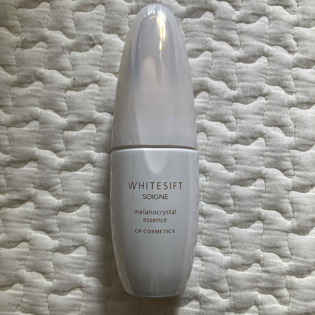 ソワーニュ ホワイトシフト 美白美容液の通販 by yama's shop｜ラクマ