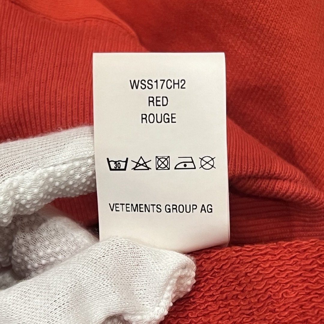 VETEMENTS - VETEMENTS Champion CUT OUT SWEATSHIRTの通販 by BUNECT