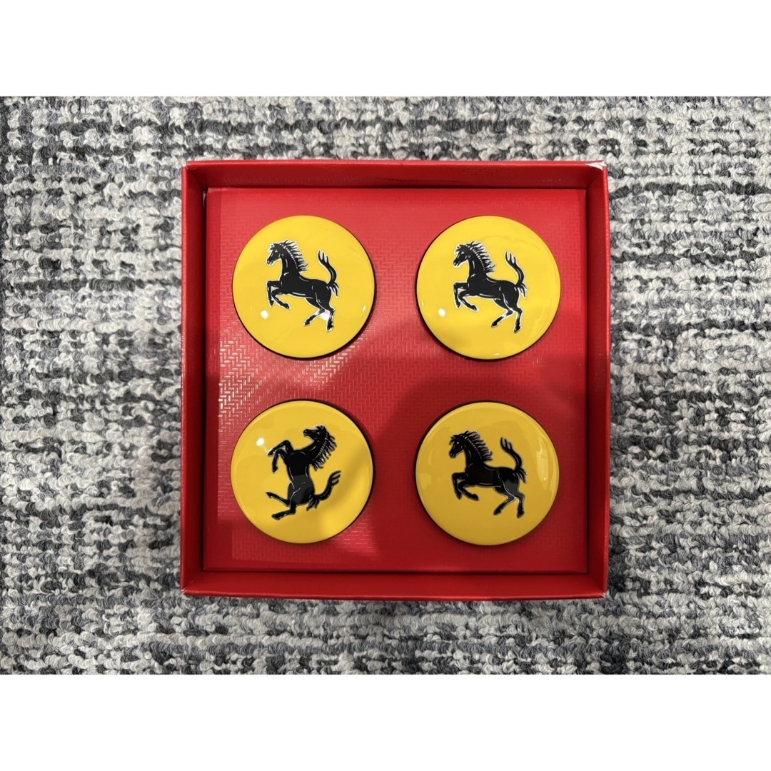 フェラーリ純正F12フューエル 燃料キャップ赤 フェラーリ純正F12