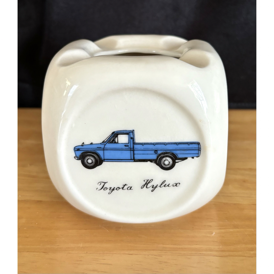 トヨタ - トヨタ 灰皿 陶器 レトロ 昭和 カローラ 白 車 クラウンの