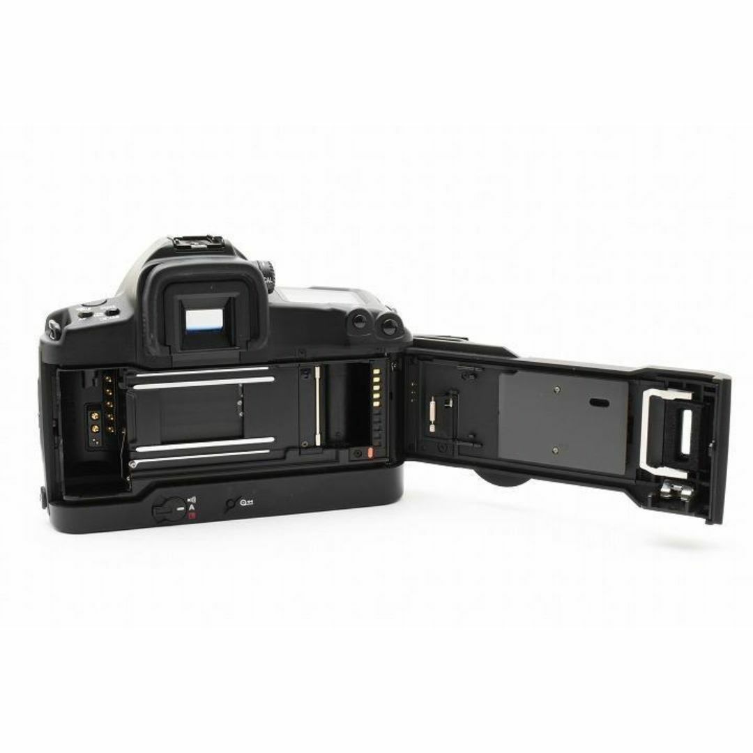 50202 極美品 Canon EOS3 キャノン ストア フィルム カメラ
