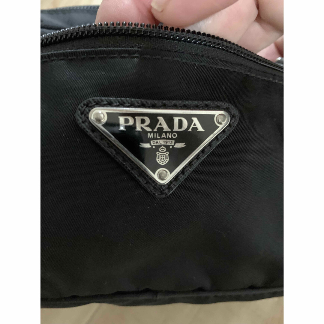 PRADA - 美品✨ PRADA ボディバッグ ウエストバッグ ナイロン 三角ロゴ