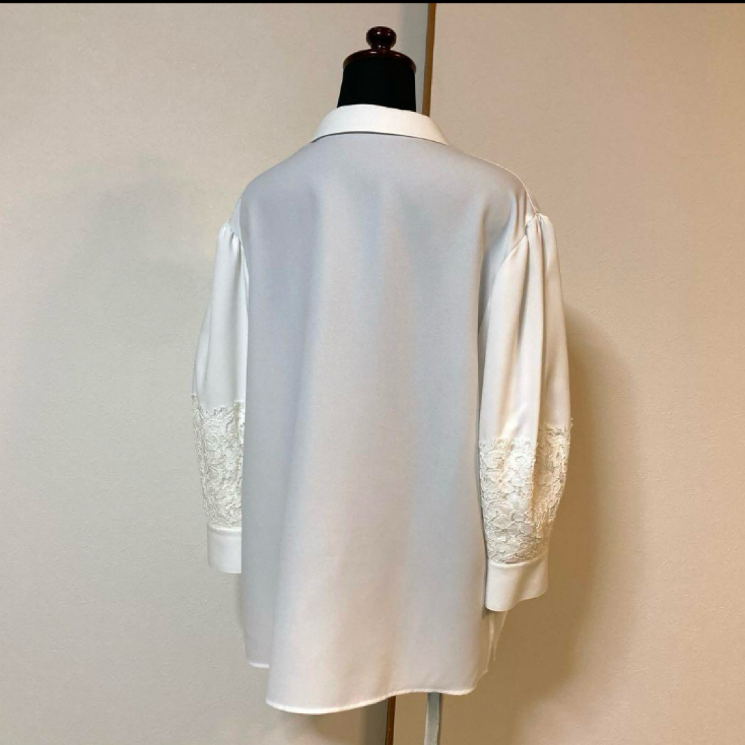 René - 美品¥66,000♡Rene レーススリーブブラウス(38 L・白)の通販