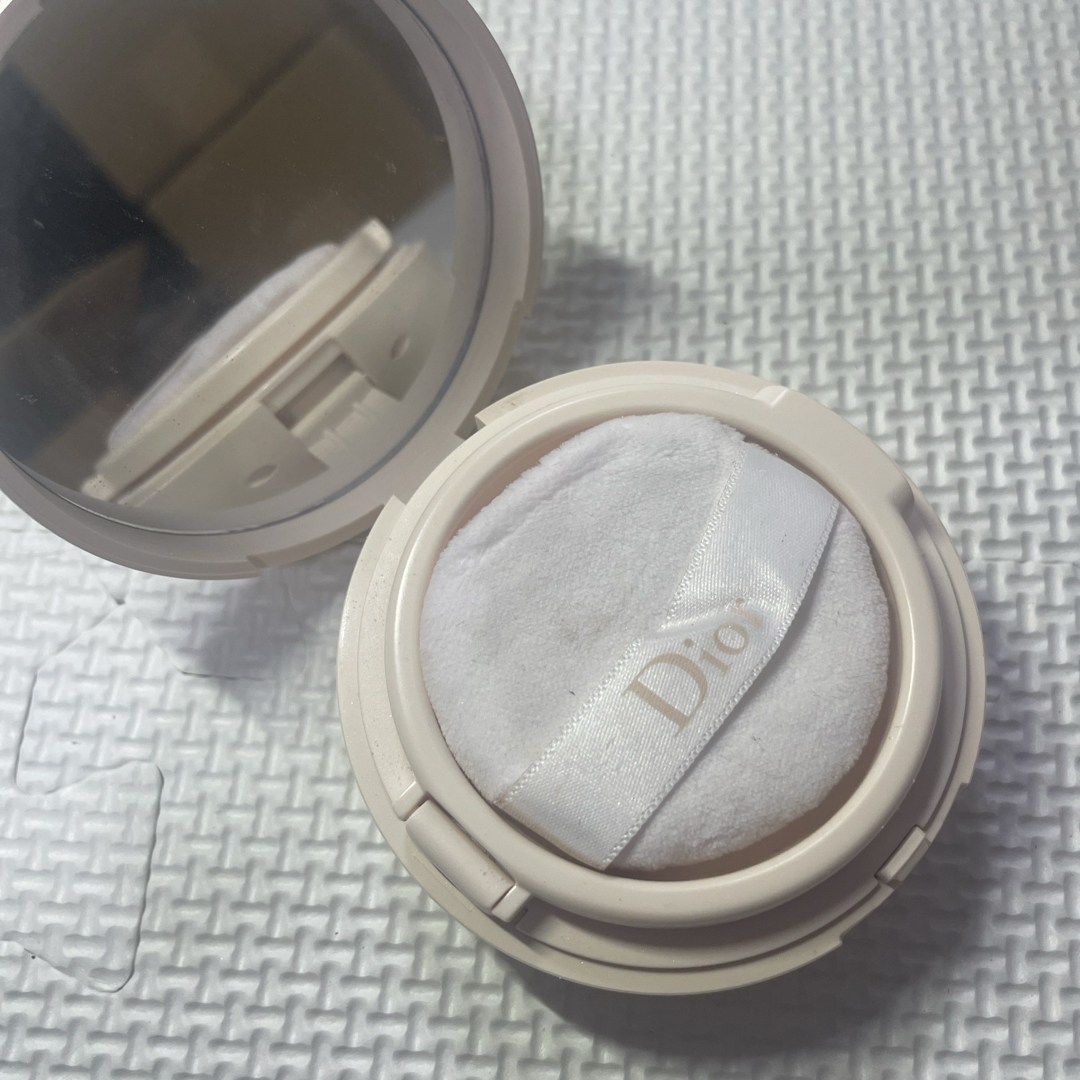 Dior - ディオールスキン フォーエヴァー クッションパウダー050