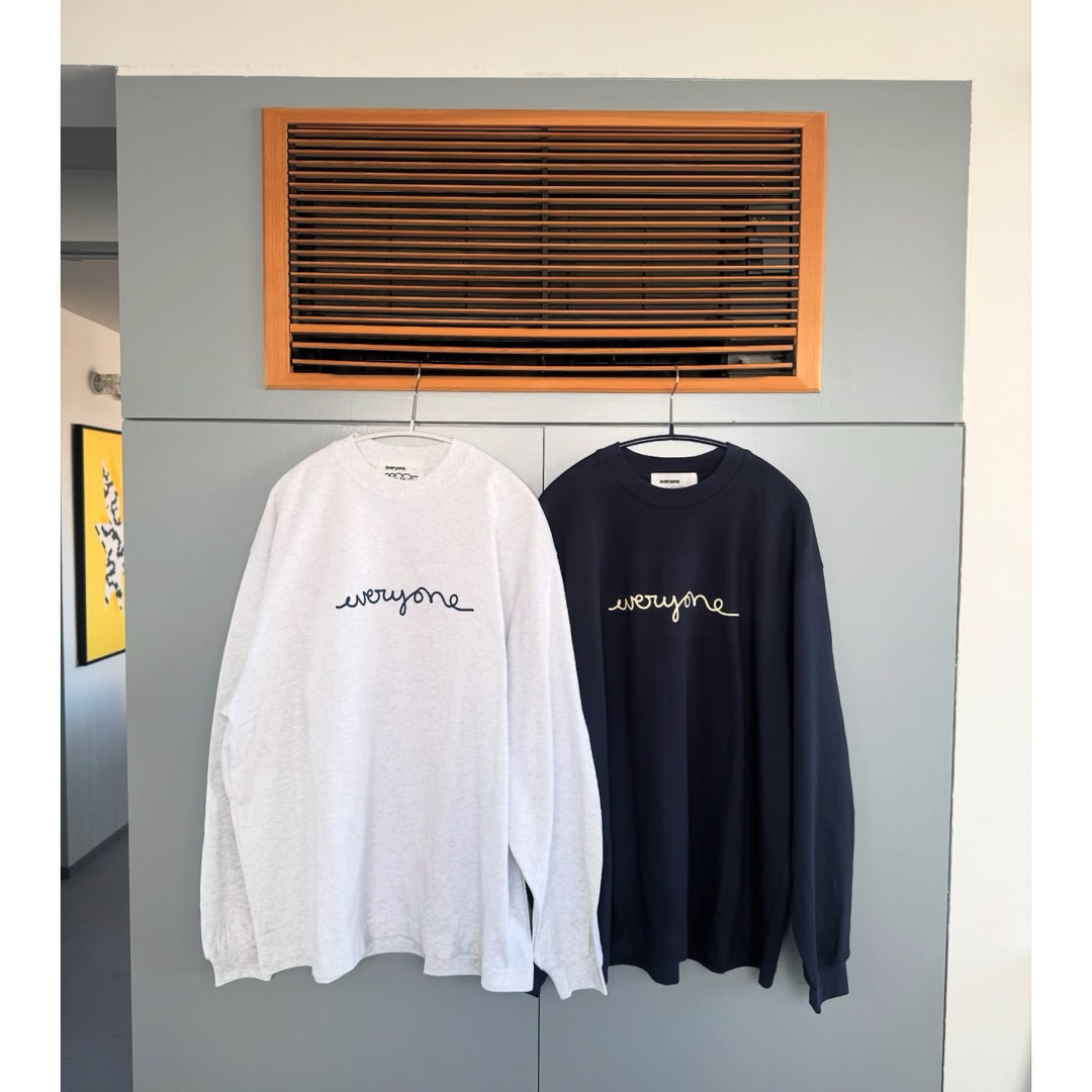 everyone j.30000 rooftop logo long tee