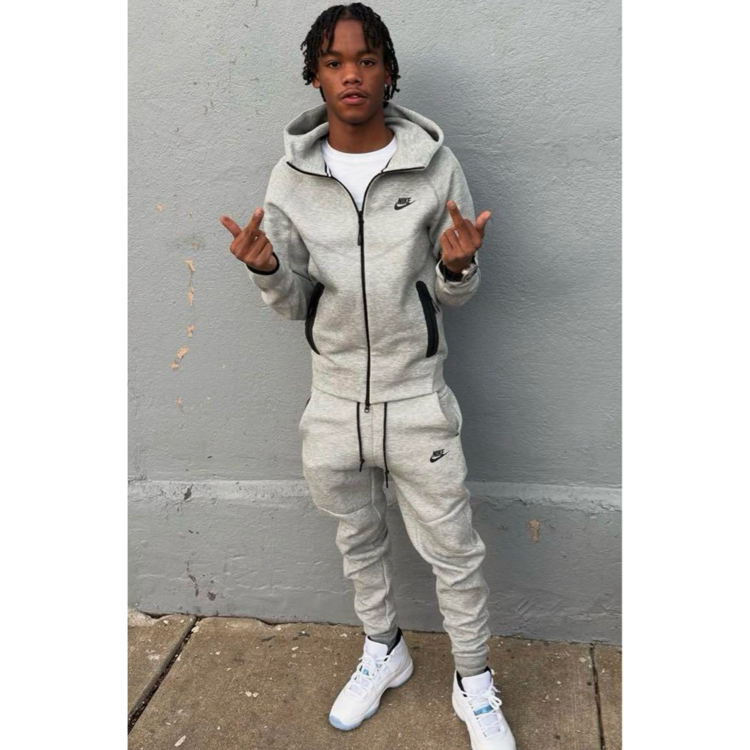 NIKE - メンズS カーキ テックフリース セットアップ オリーブ ナイキ