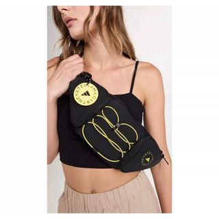 adidas by Stella McCartney（ボディバッグ/ウエストポーチ）のフリマ