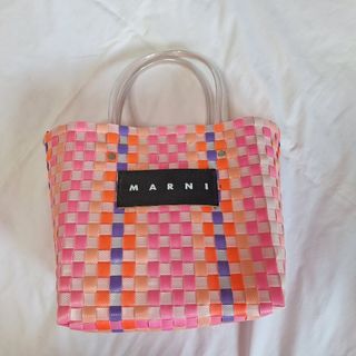 MARNI（かごバッグ/ストローバッグ ・ ピンク/桃色系）のフリマ