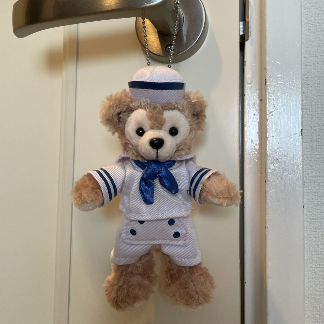 Disney - ディズニーシー ダッフィー 水兵 ぬいぐるみ バッジ 【美品