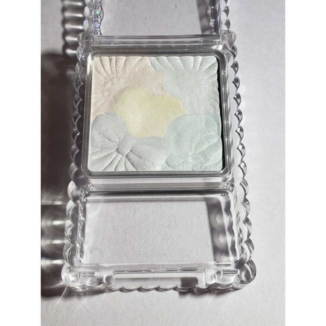 CANMAKE - CANMAKEキャンメイク グロウフルールハイライター 03