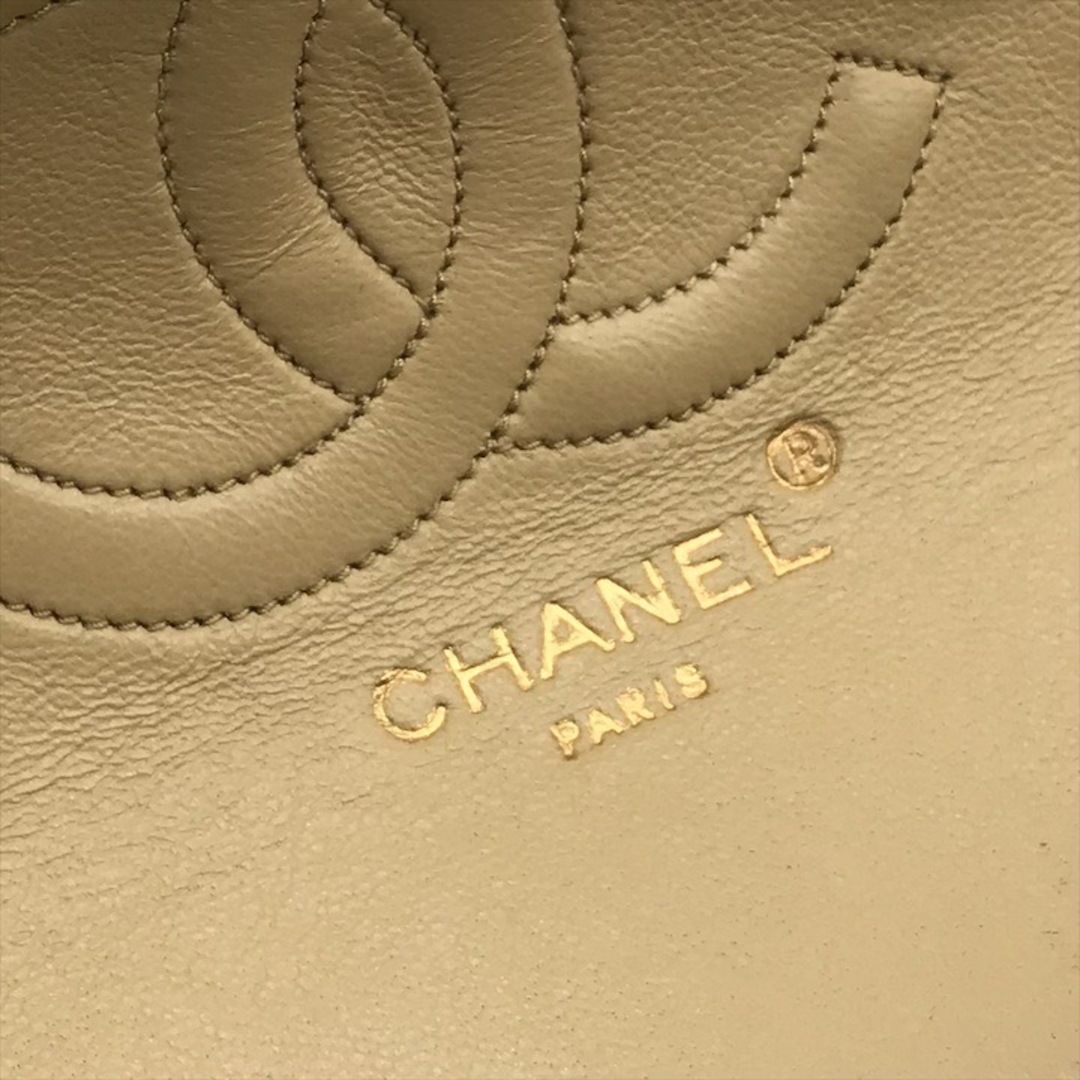 CHANEL - 良品 CHANEL シャネル ココマーク マトラッセ25 ラムスキン