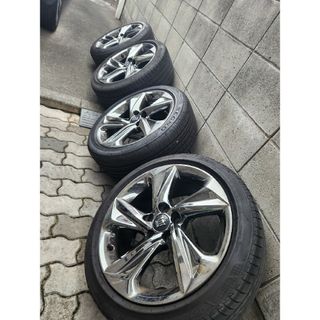 トヨタ - 新型トヨタ シエンタ純正15インチホイールキャップ 4枚セット