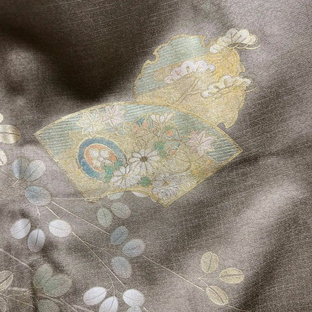 付け下げ 萩 金彩 彩箔 扇 雪輪紋 菊 楽器 松 紋無し 着物 055a dの