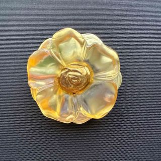 KENZO（ブローチ/コサージュ）のフリマアイテム一覧