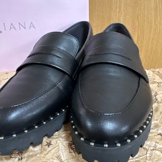 DIANA（厚底 ・ ローファー/革靴）のフリマアイテム一覧