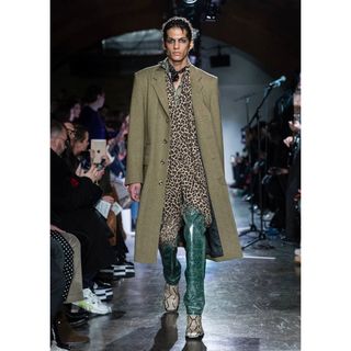 JOHN LAWRENCE SULLIVAN - JONE LAWRENCE SULLIVAN 19SSの通販 by fff