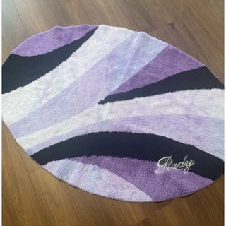 Rady（ラグ/カーペット/マット）のフリマアイテム一覧