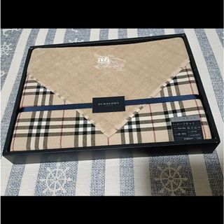 BURBERRY（毛布）のフリマアイテム一覧