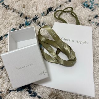 Van Cleef & Arpels（バッグ）のフリマアイテム一覧