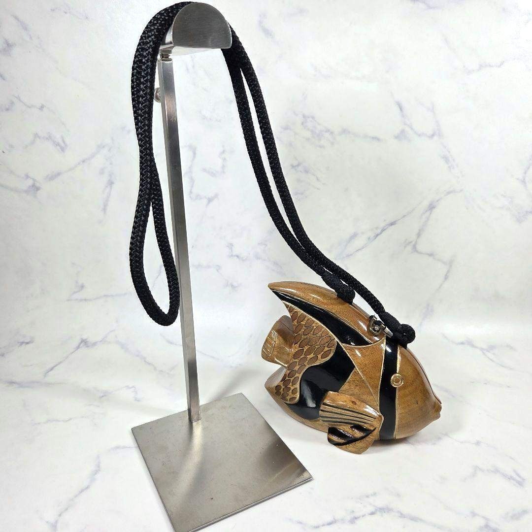 希少 TIMMY WOODS ティミーウッズ 木彫り 魚型 ショルダーバッグの通販