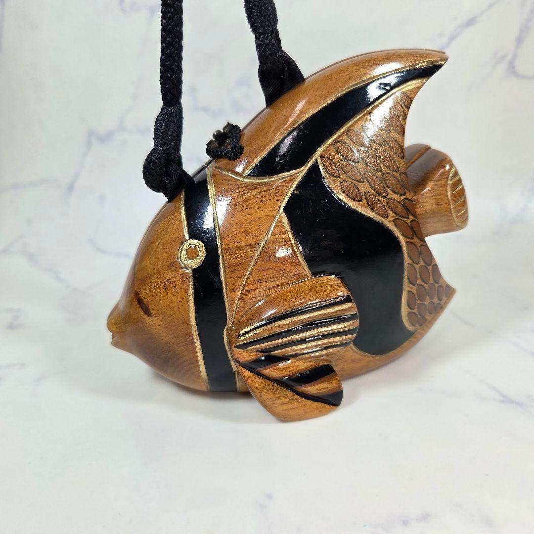 希少 TIMMY WOODS ティミーウッズ 木彫り 魚型 ショルダーバッグの通販