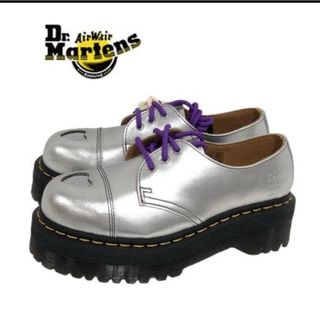 Dr.Martens（ローファー/革靴 ・ シルバー/銀色系）のフリマアイテム一覧