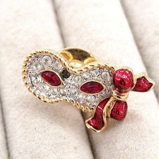 SWAROVSKI - KURI☆様専用商品 スワロフスキー ブローチ リボンの通販