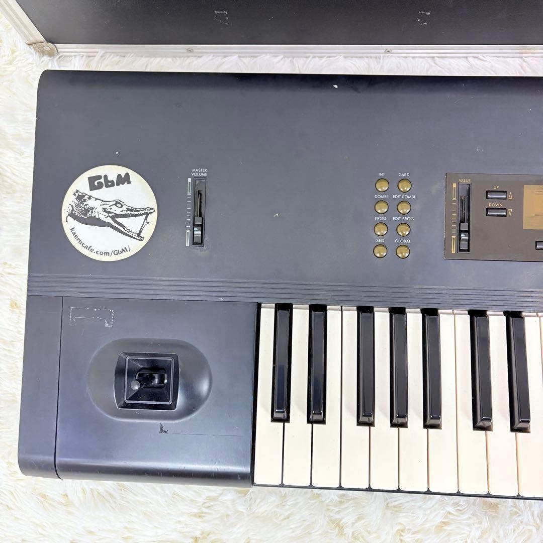 KORG - KORG M1 シンセサイザー ハードケース付き コルグ 希少 鍵盤