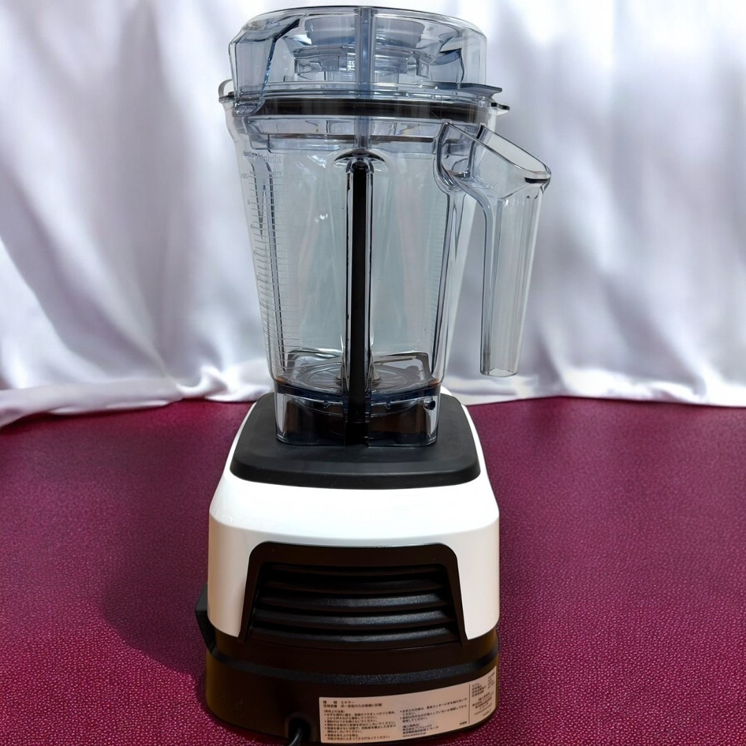 Vitamix - ほぼ未使用品 VitaMix V1200i ホワイト ブレンダー 2L