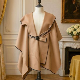 LOUIS VUITTON（ポンチョ）のフリマアイテム一覧