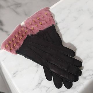PRADA - プラダ○手袋・グローブ○ブラック○エナメル＆ラムスキン切替