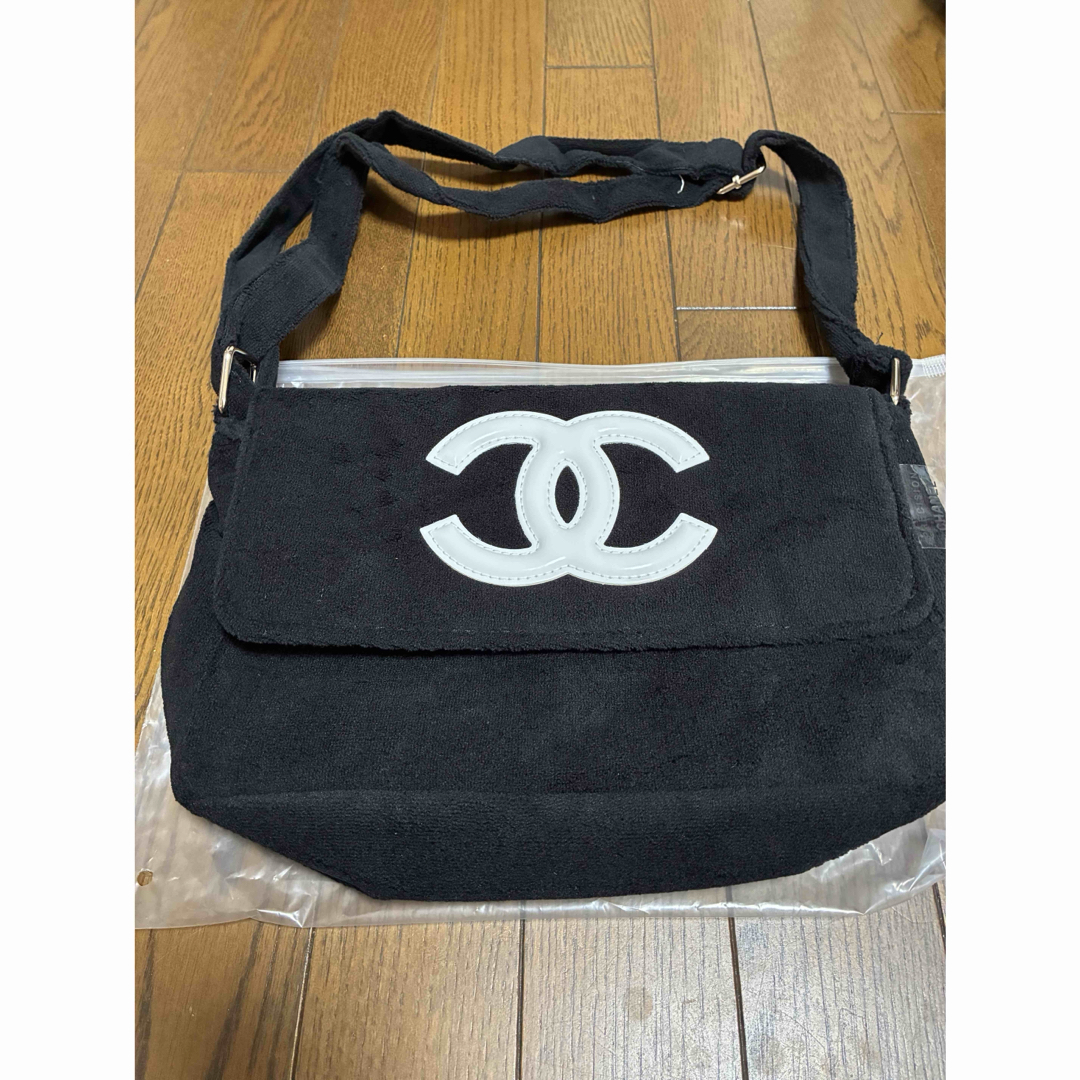 CHANEL - 新品 CHANEL バッグ BTSテテ着用 パイル生地の通販 by れなっ