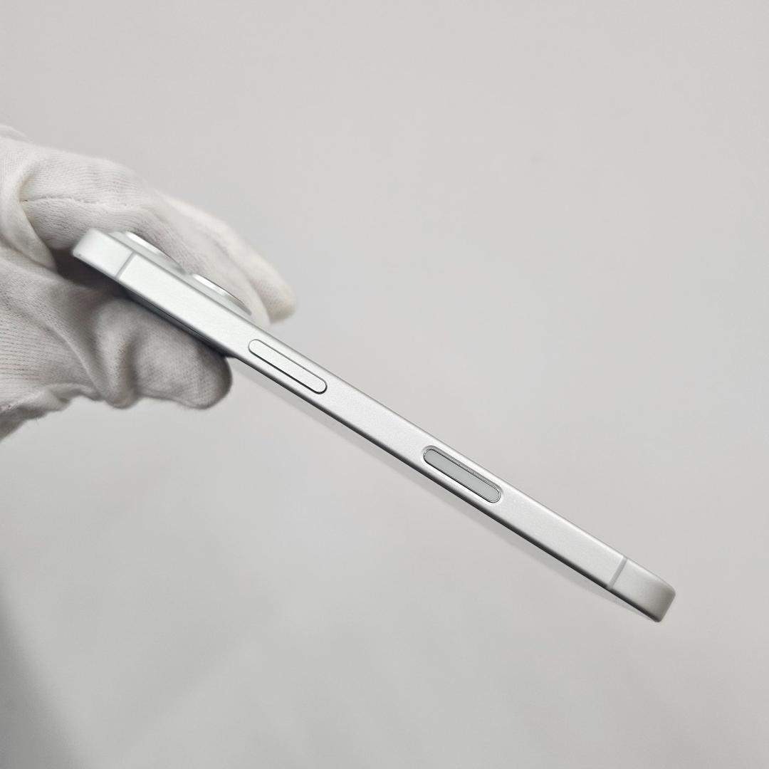 iPhone 16 256GB ホワイト SIMフリー