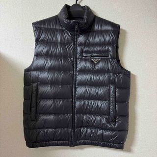 PRADA（ダウンベスト）のフリマアイテム一覧