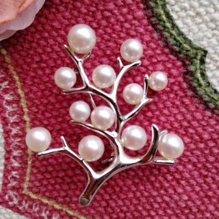 RADA - IENA【RADA/ラダ】ビジューブローチの通販 by カンナ's shop