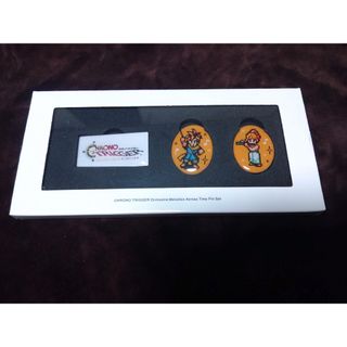 SQUARE ENIX - ドラゴンクエストXI カンバッジ2個セット 主人公&カミュ