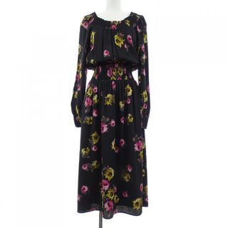 PRADA（ワンピース）のフリマアイテム一覧