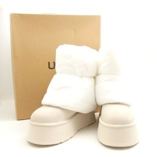 UGG（ブーツ ・ ホワイト/白色系）のフリマアイテム一覧