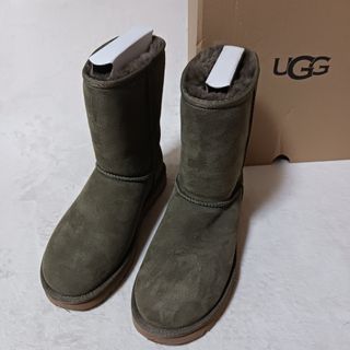 UGG - 【新品・未使用】《正規品》UGG クラゲット CLUGGETTE 25cmの