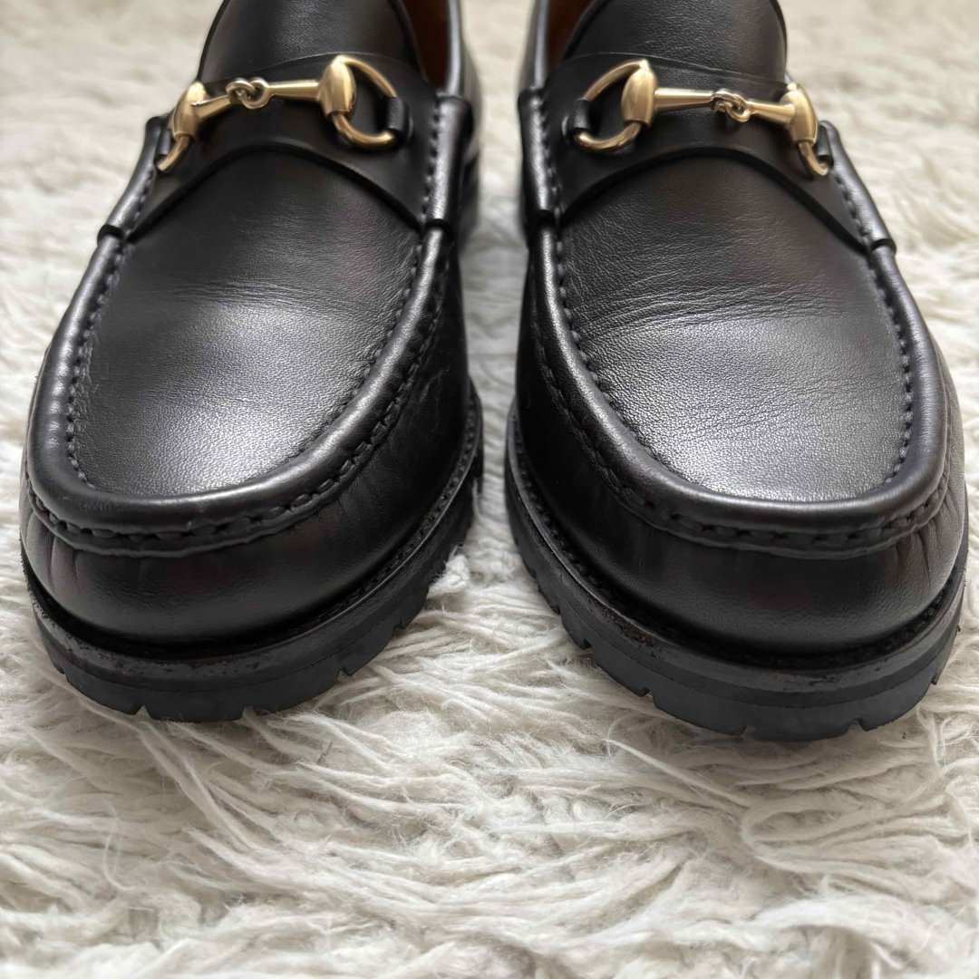 GUCCI - GUCCI ホースビットローファー 本革 コマンドソール 黒 金色