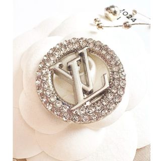 上品パール ブローチ ミキモト 田崎真珠 Foxey Rene 好きにの通販 by