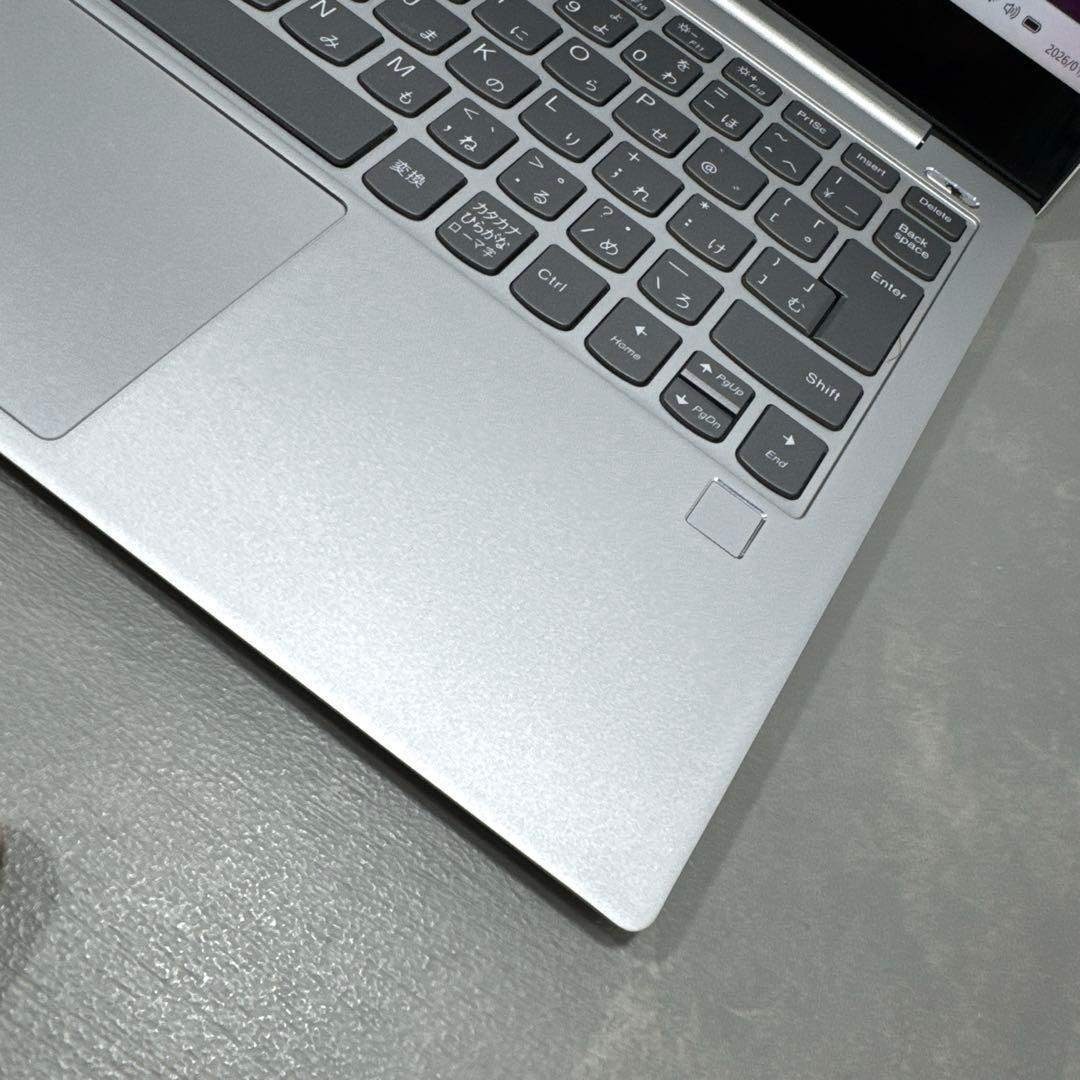 Lenovo - 【超レア】レノボYOGA S730プラチナ☘️10世代i5