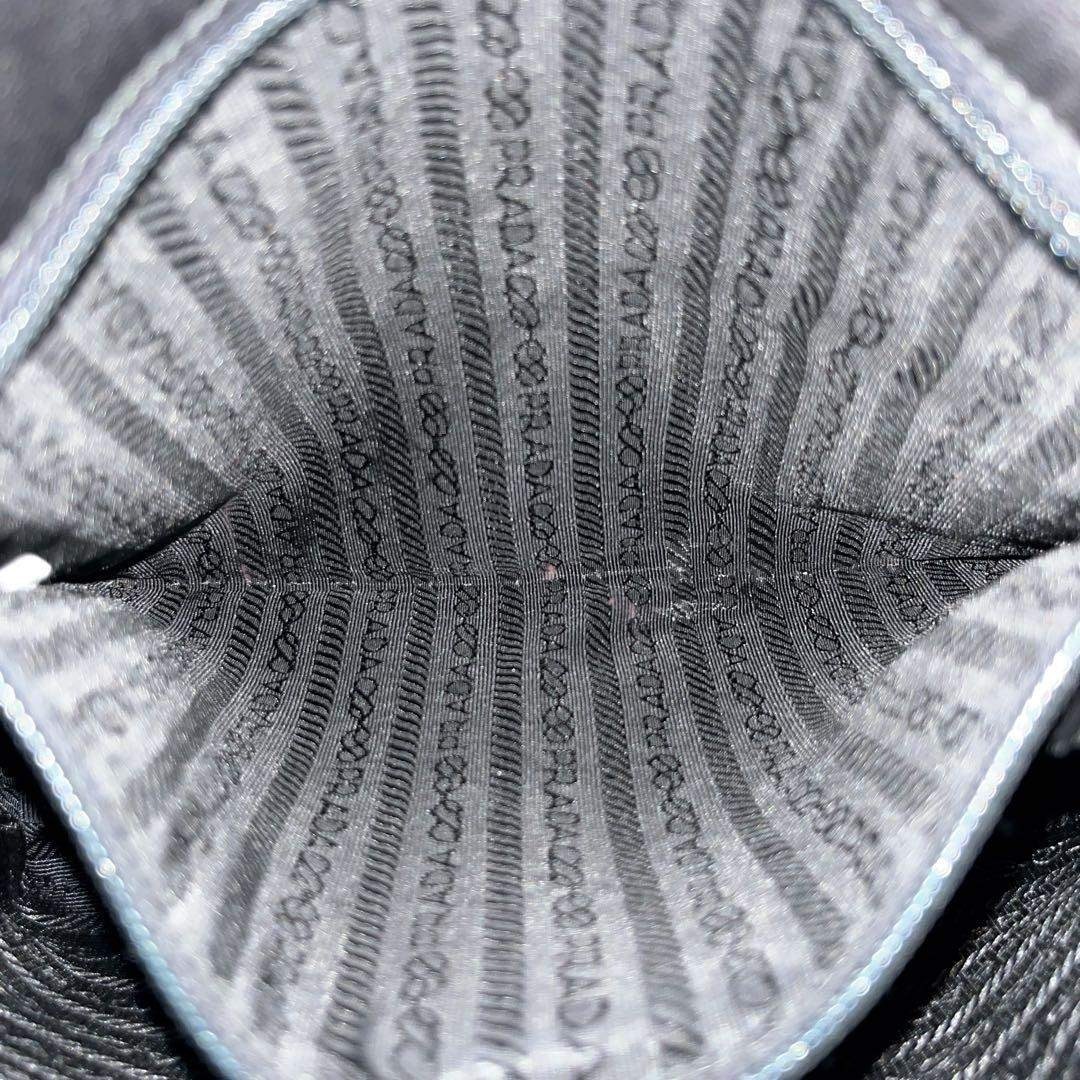 PRADA - プラダ ワンショルダーバッグ プラスチックチェーン 型押し