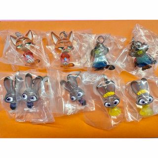 Disney - 101匹わんちゃん サリー マフラー ファンキャップの通販 by