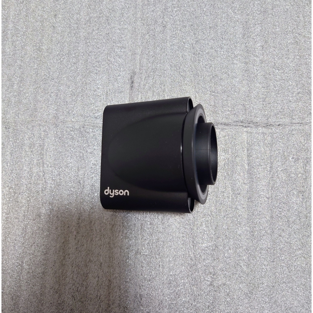 Dyson - 美品 25年製 Dyson hd08 ヘアドライヤー ダイソン 最新モデル