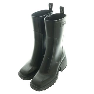 CHANEL - 値下げ！新品未使用 シャネル レインブーツ38 ジェニー着用