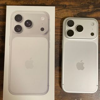 Apple - 美品 iPhone 13 mini 128GB スターライト バッテリー100%の