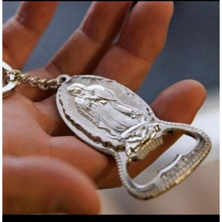 新品未使用】SKIN TOKYO コンドーム キーホルダーの通販 by