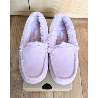 UGG（パープル/紫色系）のフリマアイテム一覧