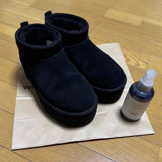 UGG - UGG 厚底ブーツ ムートン クラシック ウルトラミニ マスタード
